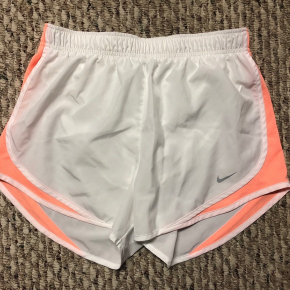 Nike running shorts - Picture 2 of 7